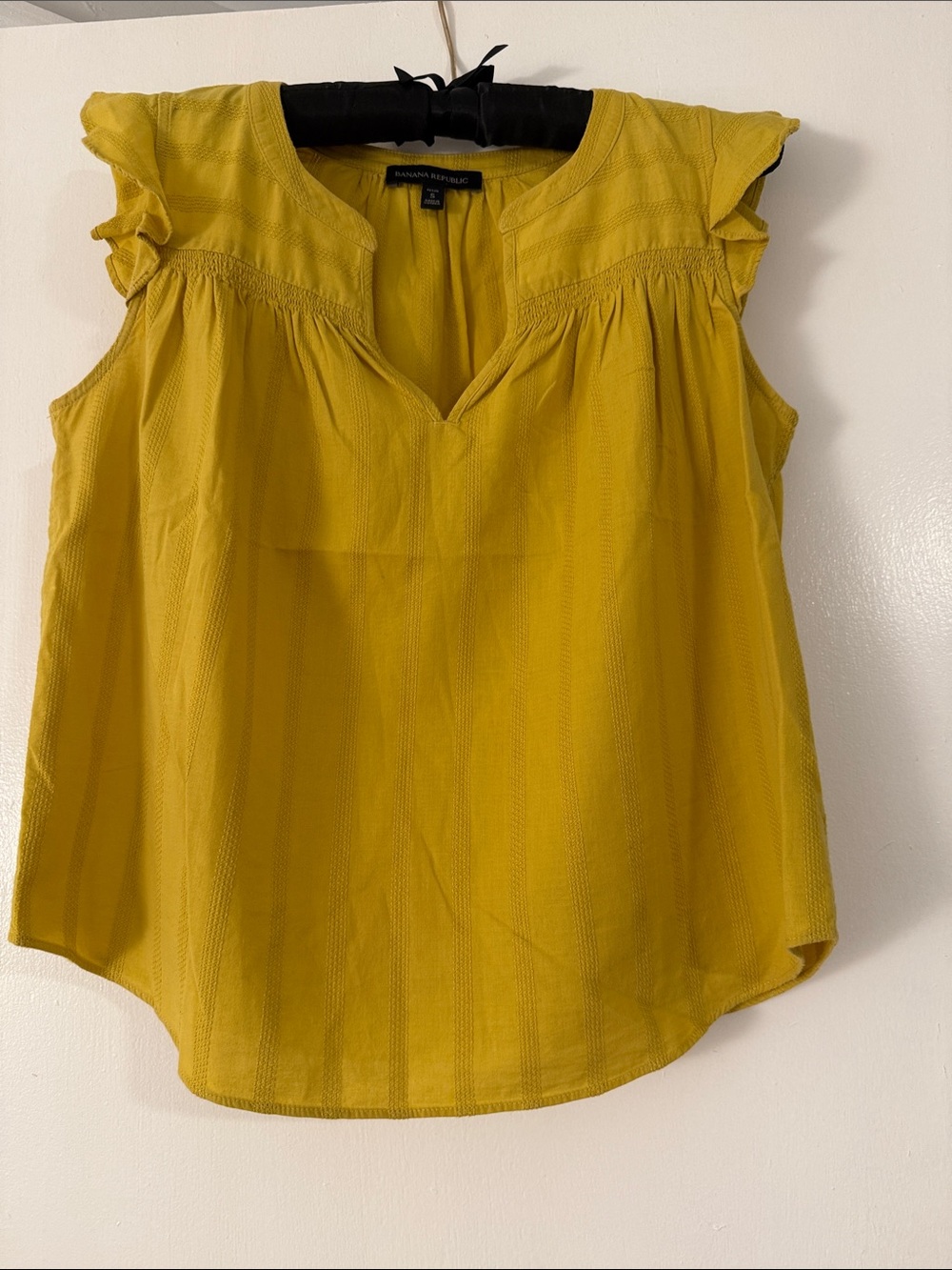 Banana Republic Yellow Ruffle Cap Sleeve V-Neck Top